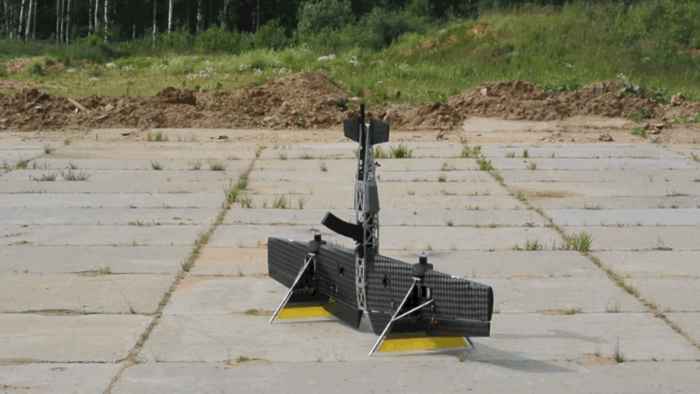 drone escopeta ruso en el suelo