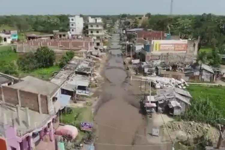 baches en una carretera de la India