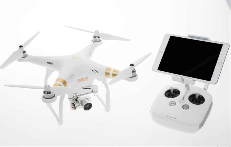 PHANTOM 3 QUADCOPTER