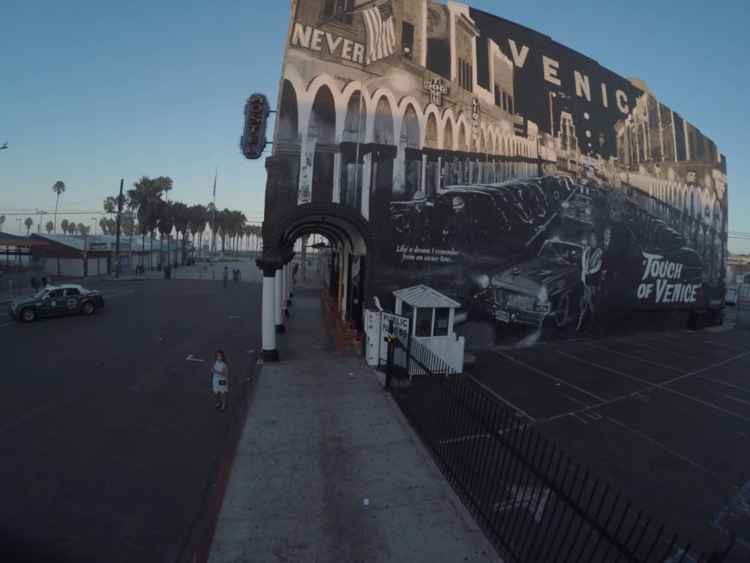 Rise & Shine, vuelo drone en Venice, California Rise & Shine, vuelo drone en Venice, California