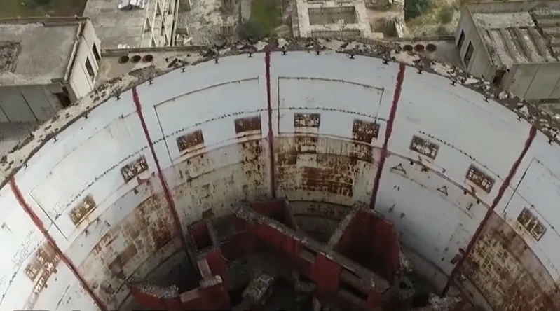 drone filma planta nuclear abandonada drone filma planta nuclear abandonada