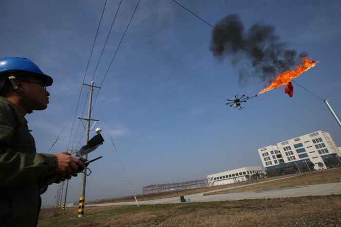 drone quema basura de un cable eléctrico en China