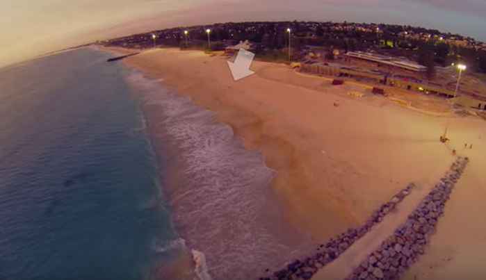 hombre corre para salvar su drone