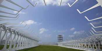 Dubai’s World Drone Prix 2016, obstáculo en forma de columna